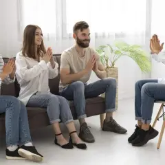 Niesłyszący w społeczeństwie: wyzwania, stereotypy i potrzeby integracji