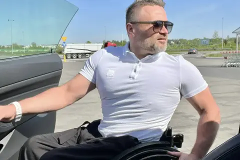 Czy niepełnosprawni płacą za parking w Gdańsku? Ważne zasady i ulgi