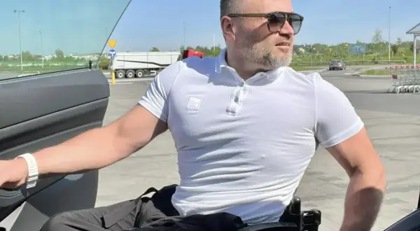 Czy niepełnosprawni płacą za parking w Gdańsku? Ważne zasady i ulgi